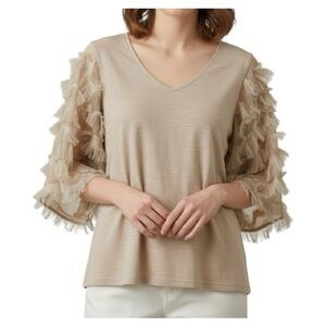 Andthewhy Tan Women’s Slub Top with Feather Textured Sleeves NEW - Size Small